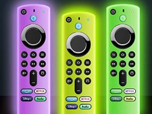 ONEBOM (3 Pack) Firestick Remote Cover متوافق مع Firstick (الجيل الثالث) 4K / 4K Max ، جراب تحكم عن بعد صوتي من السيليكون الواقي العالمي مع حبل (متوهج في الظلام) - أخضر / أصفر / أرجواني